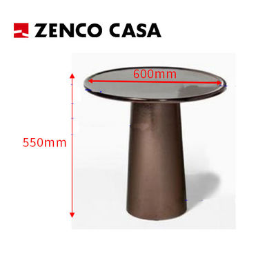 Bộ đồ nội thất phòng ngủ đôi của khách sạn bao gồm giường và ghế sofa với gối